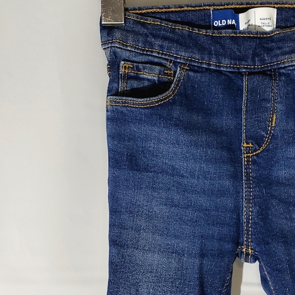 Old Navy Pull-On Skinny Jeans with Adjustable Waist, Size 3T - Picture 2 of 10